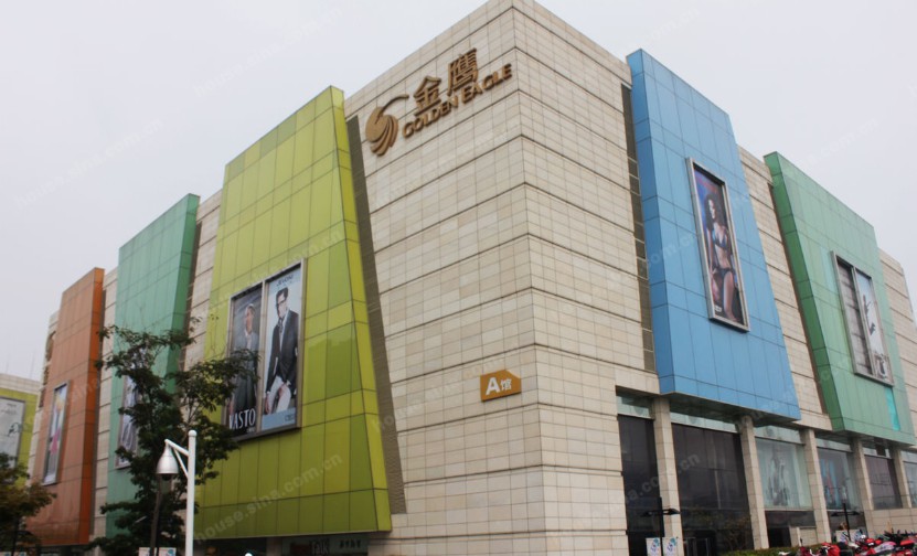 右玉金鹰奥莱城